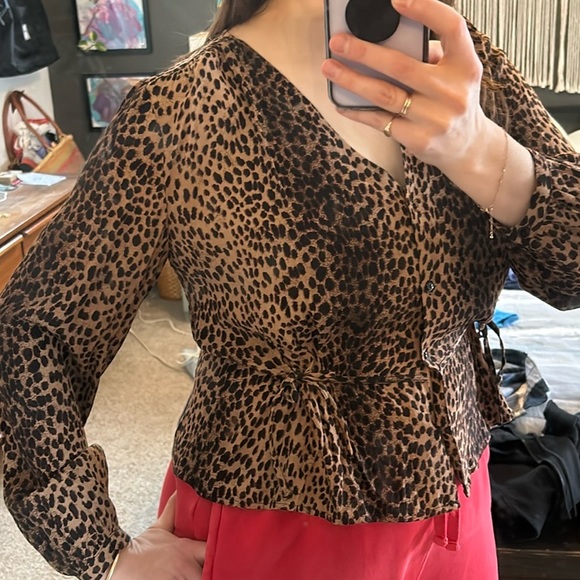 HM Leopard Print Peplum Blouse - Picture 1 of 6